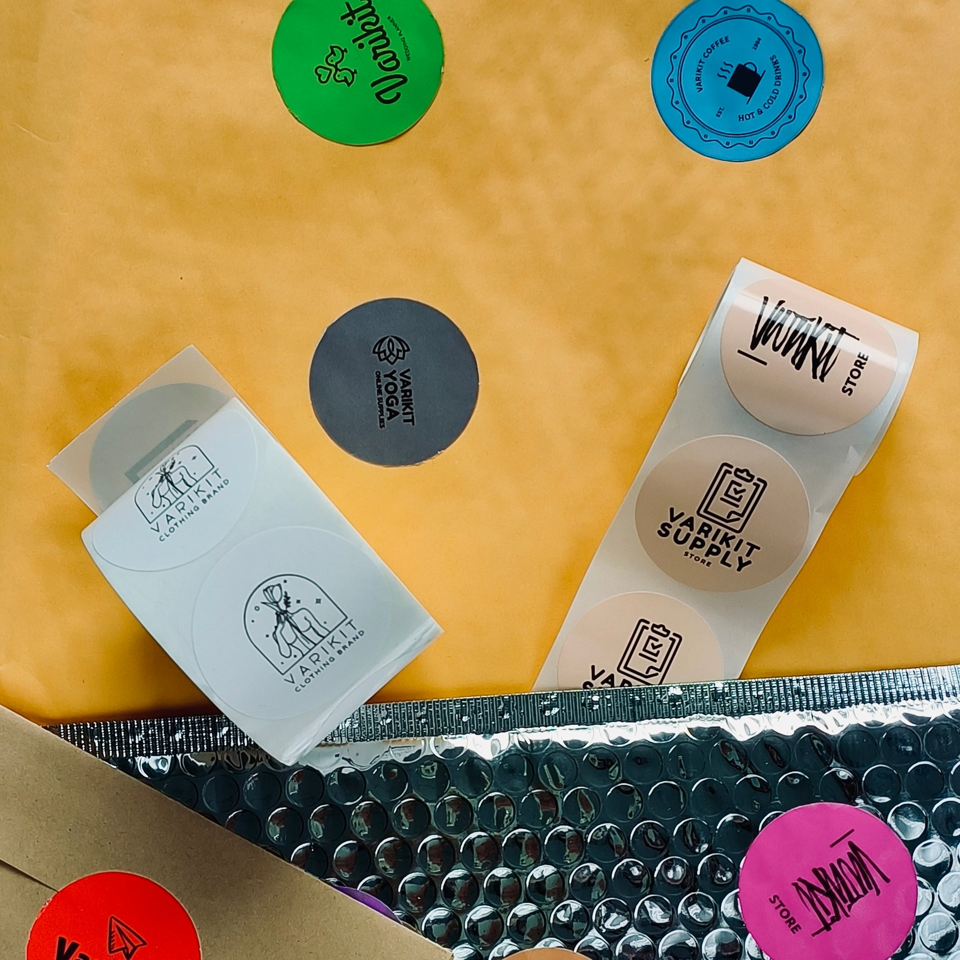 Varikit custom-printed circle 2-inch thermal labels